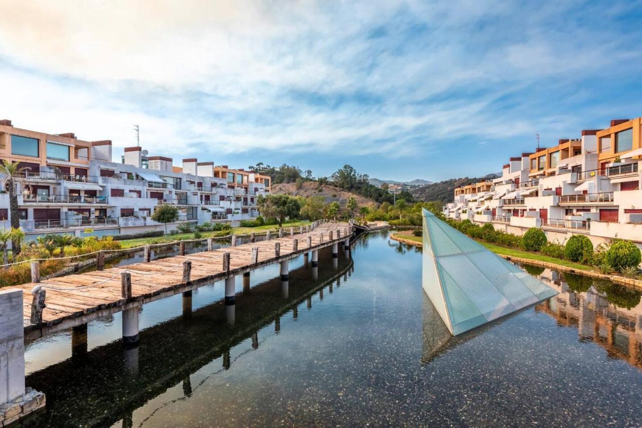Resort Parque Botanico Club & Country Estepona Exterior photo
